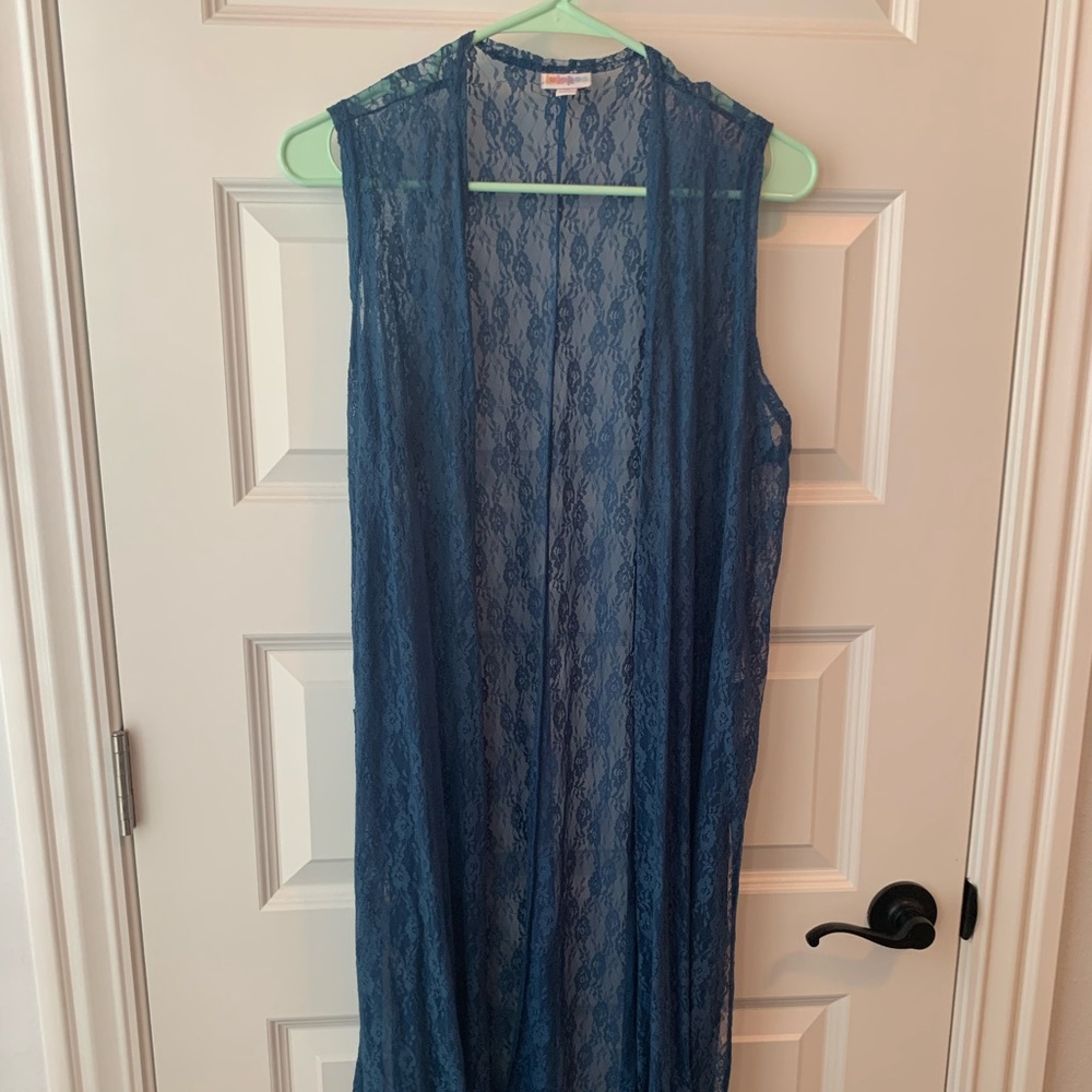 ✨LAST CHANCE✨ LuLaRoe lace blue Joy